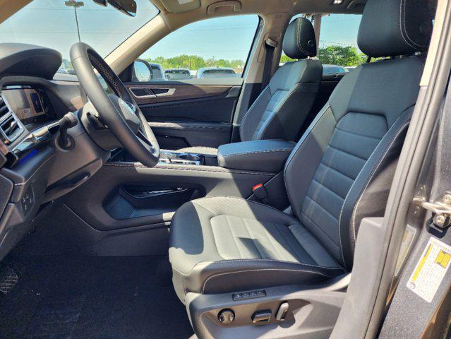 new 2025 Volkswagen Atlas car, priced at $49,046