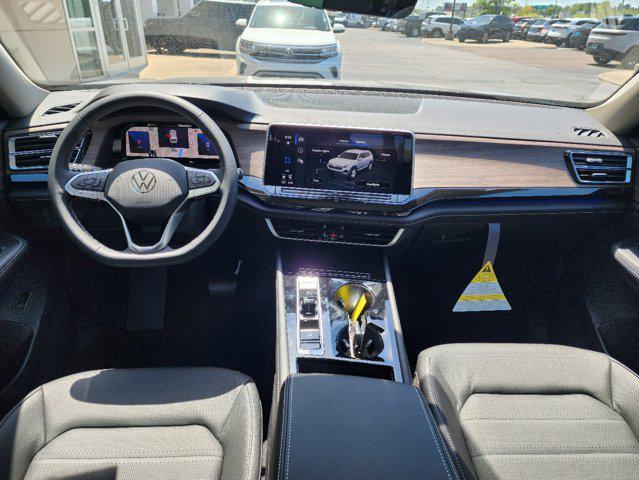 new 2025 Volkswagen Atlas car, priced at $49,046