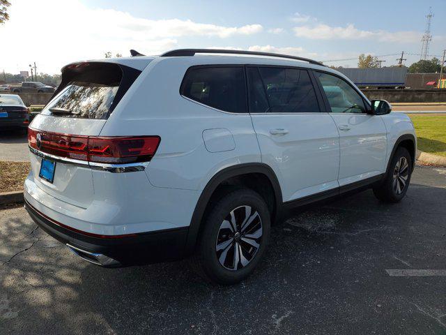 new 2024 Volkswagen Atlas car, priced at $40,586