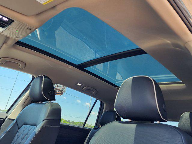 new 2025 Volkswagen Atlas car, priced at $57,006