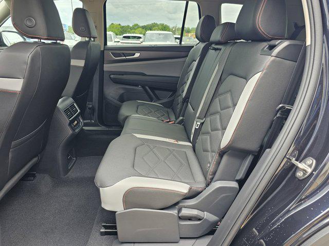 new 2025 Volkswagen Atlas car, priced at $49,306
