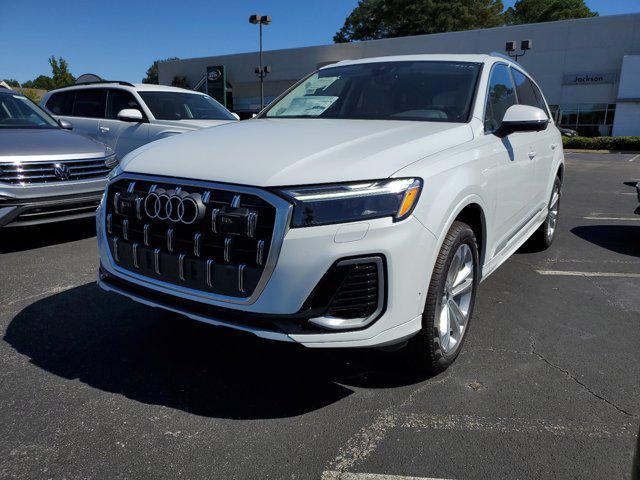 new 2025 Audi Q7 car, priced at $75,655