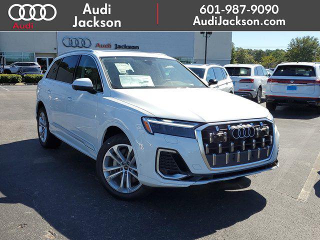 new 2025 Audi Q7 car, priced at $75,655