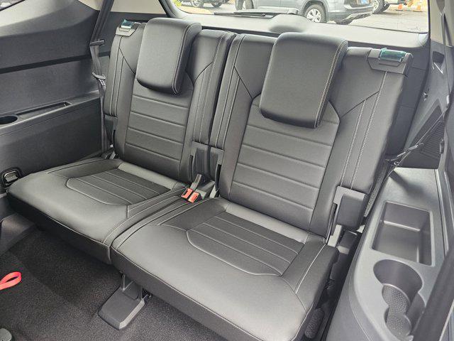 new 2025 Volkswagen Atlas car, priced at $48,351