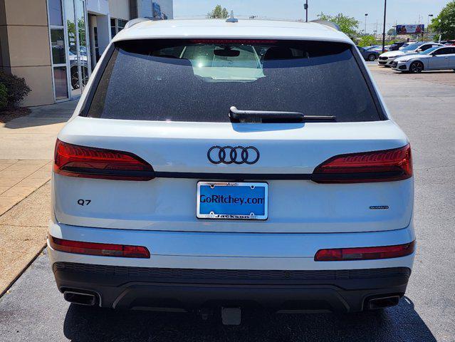 new 2025 Audi Q7 car, priced at $74,750