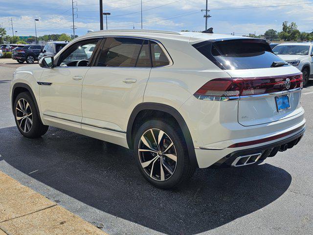 new 2025 Volkswagen Atlas Cross Sport car, priced at $54,801
