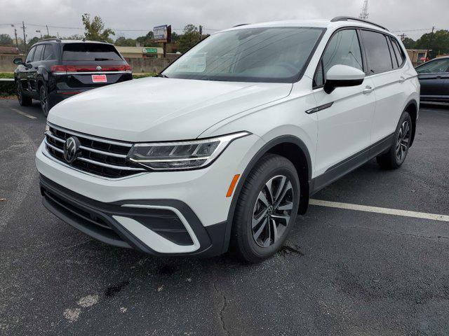 new 2024 Volkswagen Tiguan car, priced at $31,545