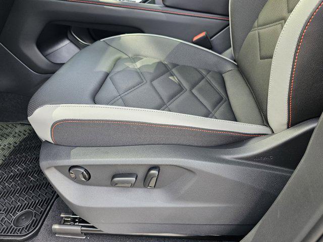 new 2025 Volkswagen Atlas car, priced at $49,261