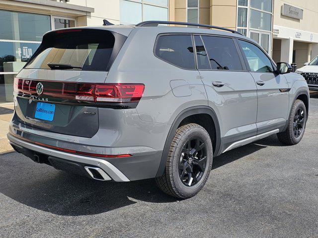 new 2025 Volkswagen Atlas car, priced at $49,261