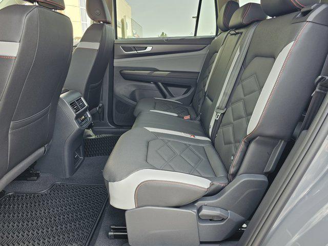 new 2025 Volkswagen Atlas car, priced at $49,261