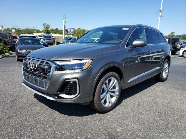 new 2025 Audi Q7 car, priced at $71,800