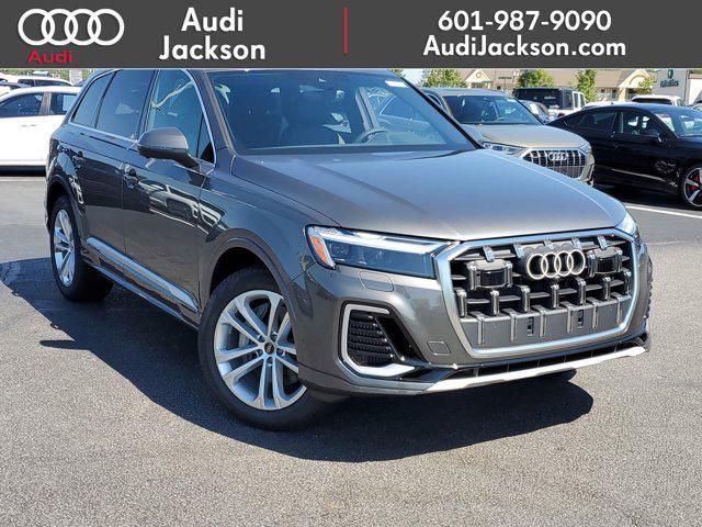 new 2025 Audi Q7 car, priced at $71,800