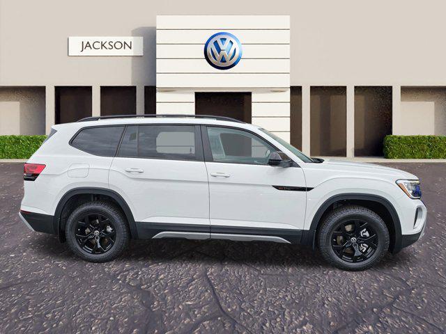 new 2025 Volkswagen Atlas car, priced at $47,326