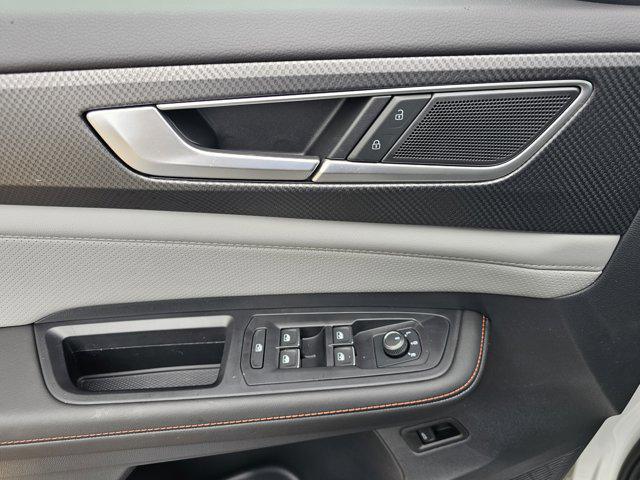 new 2025 Volkswagen Atlas car, priced at $47,326