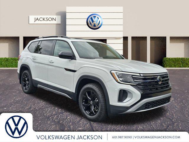 new 2025 Volkswagen Atlas car, priced at $47,326