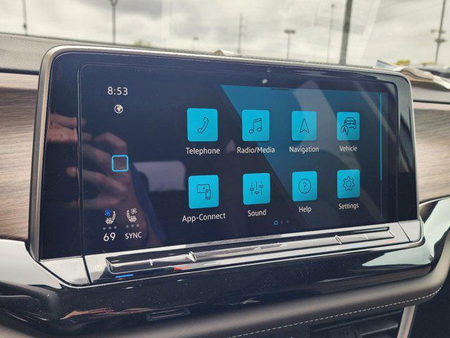 new 2025 Volkswagen Atlas car, priced at $48,351