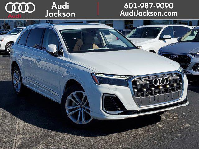 new 2025 Audi Q7 car, priced at $84,605