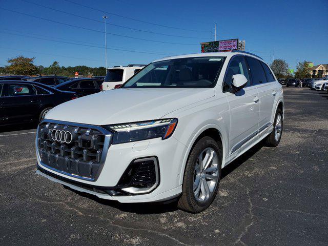 new 2025 Audi Q7 car, priced at $84,605