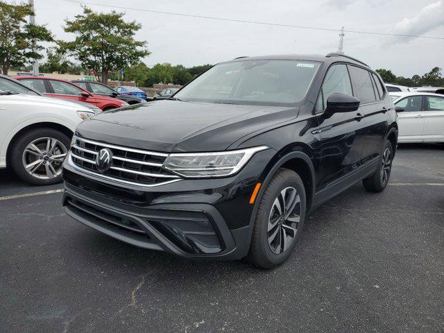 new 2024 Volkswagen Tiguan car, priced at $29,995