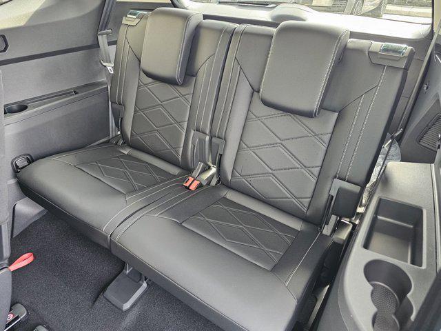 new 2025 Volkswagen Atlas car, priced at $45,283