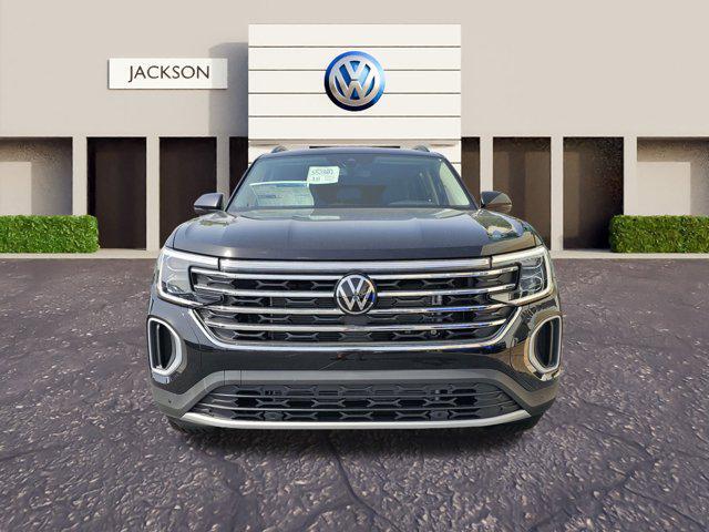 new 2025 Volkswagen Atlas car, priced at $45,283