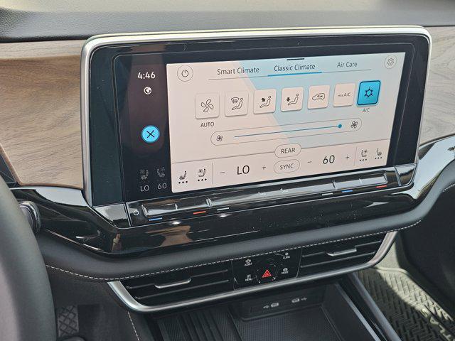 new 2025 Volkswagen Atlas car, priced at $45,283