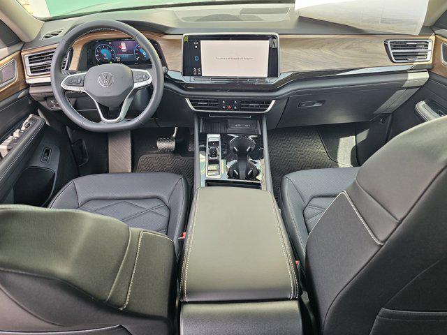 new 2025 Volkswagen Atlas car, priced at $45,283