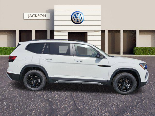 new 2025 Volkswagen Atlas car, priced at $48,806