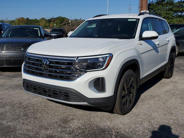 new 2024 Volkswagen Atlas car, priced at $45,861