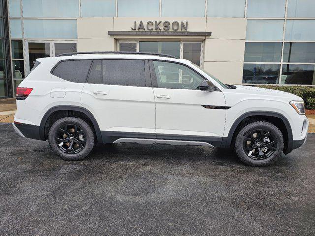 new 2025 Volkswagen Atlas car, priced at $46,576