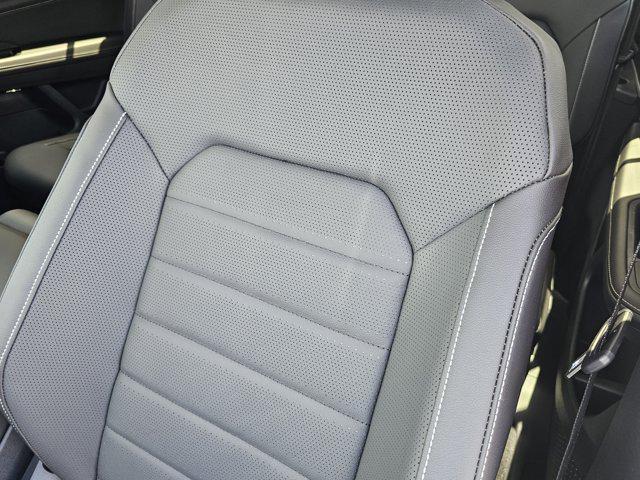 new 2025 Volkswagen Atlas car, priced at $51,546