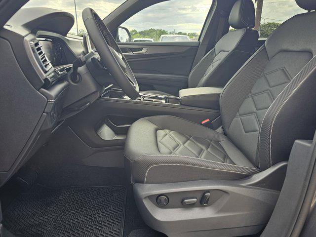 new 2025 Volkswagen Atlas Cross Sport car, priced at $43,446