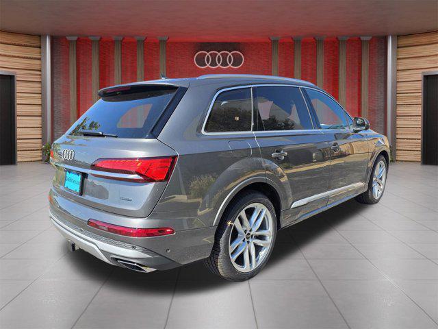 new 2025 Audi Q7 car, priced at $72,570