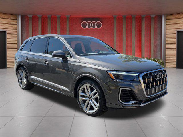 new 2025 Audi Q7 car, priced at $72,570