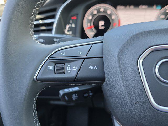 new 2025 Audi Q7 car, priced at $72,570