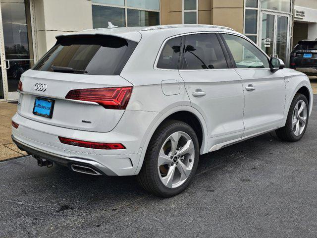 new 2025 Audi Q5 car, priced at $59,235