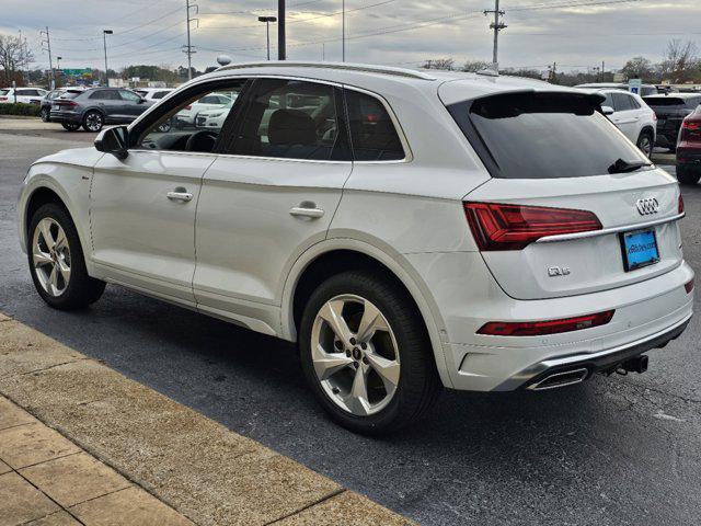 new 2025 Audi Q5 car, priced at $59,235