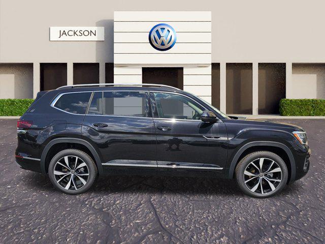 new 2025 Volkswagen Atlas car, priced at $56,551