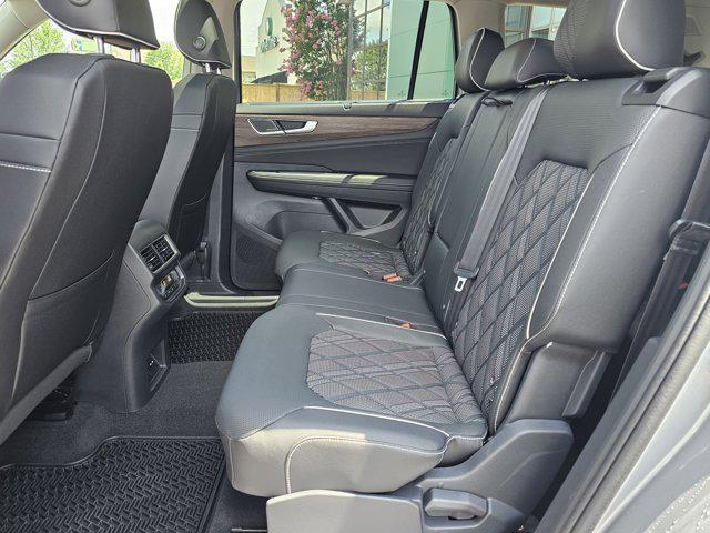 new 2025 Volkswagen Atlas car, priced at $55,356