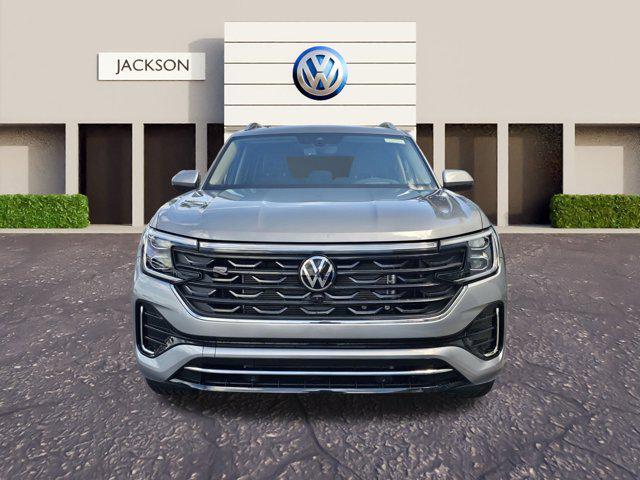 new 2025 Volkswagen Atlas car, priced at $52,856