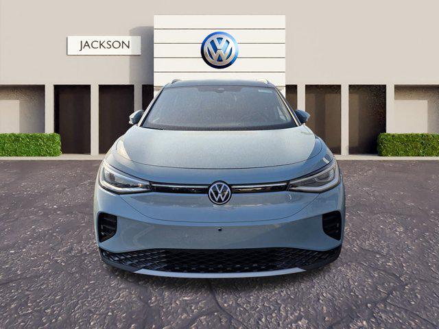 new 2025 Volkswagen ID.4 car, priced at $52,051