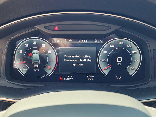 new 2025 Audi Q7 car, priced at $77,750