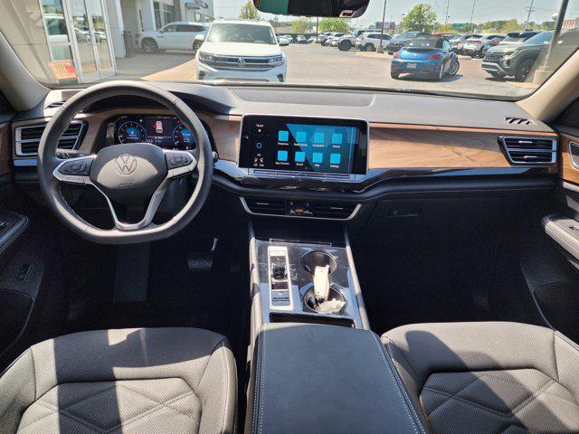used 2024 Volkswagen Atlas car, priced at $41,995