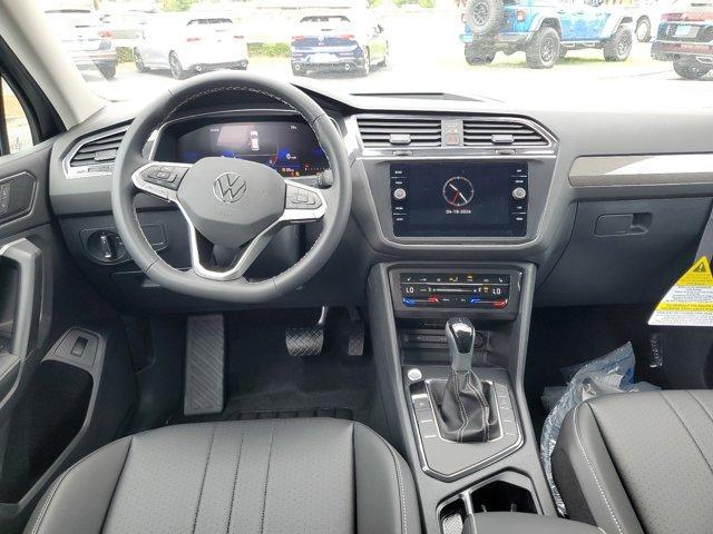 new 2024 Volkswagen Tiguan car, priced at $34,476