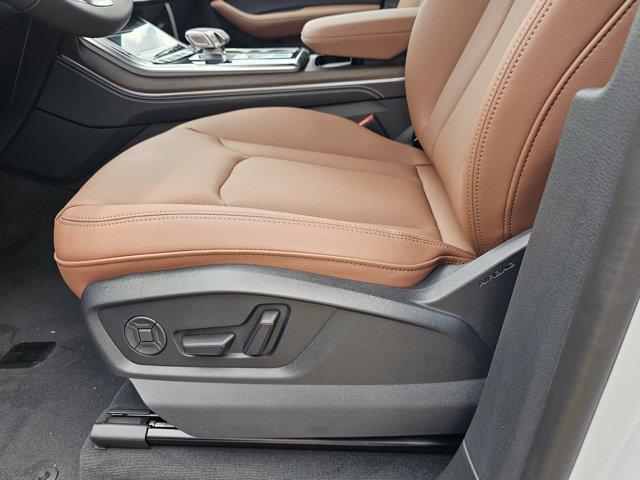 new 2025 Audi Q8 car, priced at $84,320