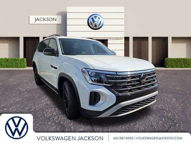 new 2025 Volkswagen Atlas car, priced at $46,306