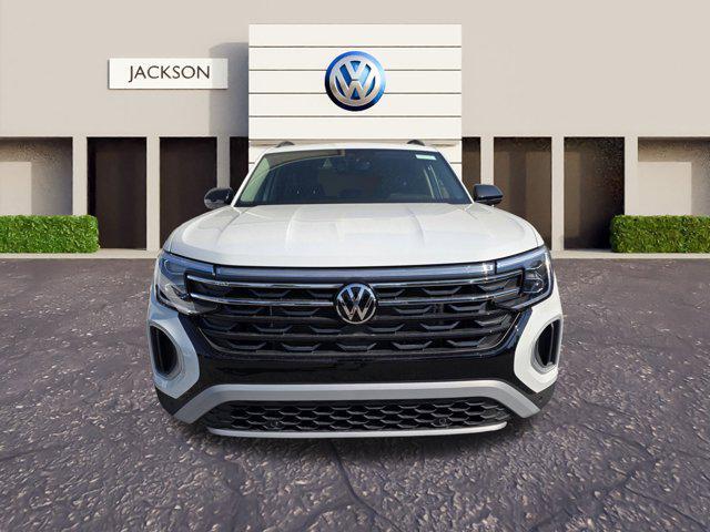 new 2025 Volkswagen Atlas car, priced at $46,306