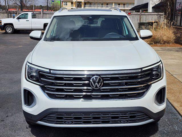 new 2025 Volkswagen Atlas car, priced at $49,501