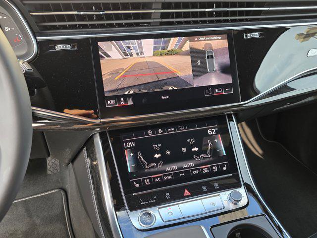 new 2025 Audi Q7 car, priced at $72,204