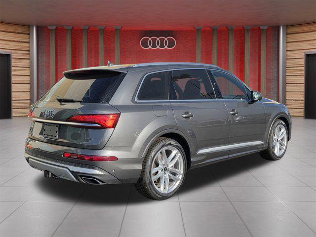 new 2025 Audi Q7 car, priced at $72,204